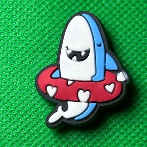 🌼 (5/$10 or 10/$15) NEW “Cool Shark” Croc Charm Collection Shark float hearts